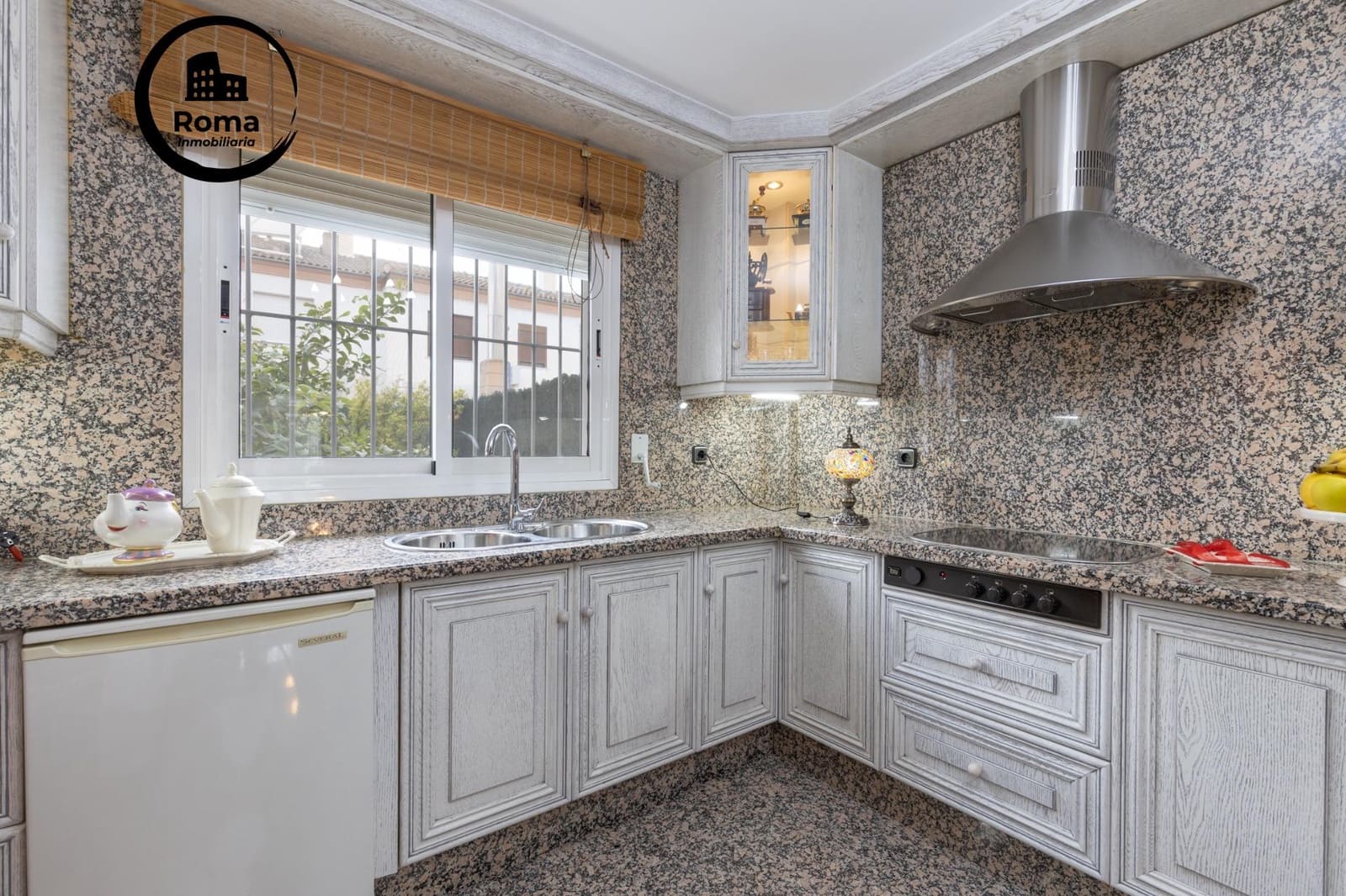 4 bedroom Villa for sale in Atarfe - € 380,000 (Ref: 9773219)