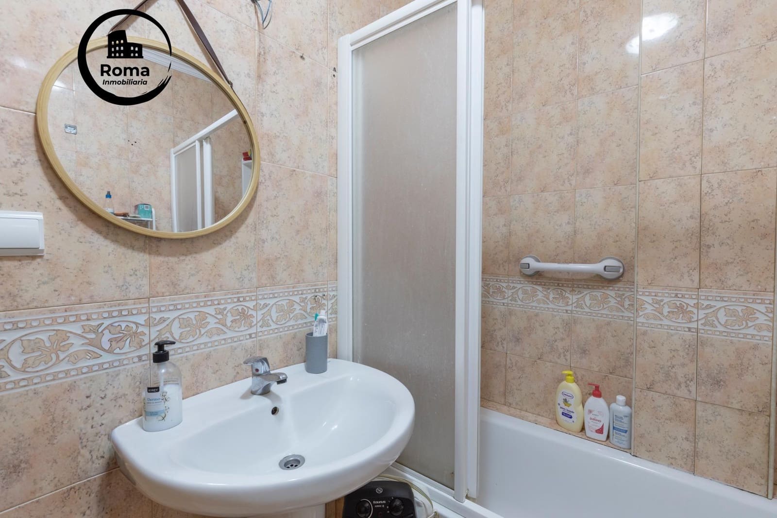 4 soverom Kjedet enebolig til salgs i Atarfe med garasje - € 299 000 (Ref: 9773221)