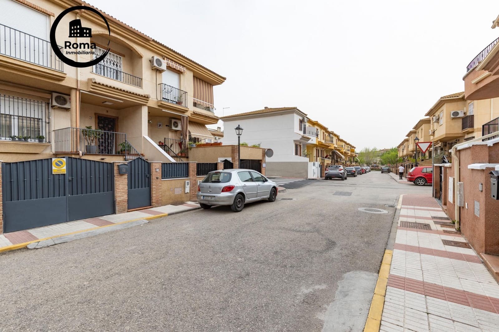 4 soverom Kjedet enebolig til salgs i Atarfe med garasje - € 299 000 (Ref: 9773221)