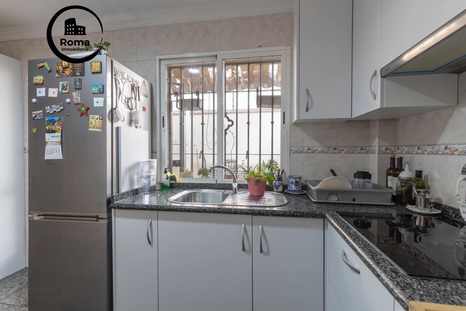 4 soverom Kjedet enebolig til salgs i Atarfe med garasje - € 299 000 (Ref: 9773222)