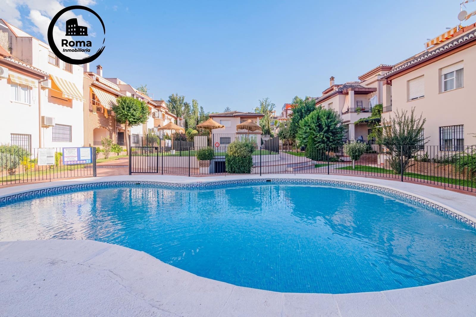 2 camera da letto Attico in vendita in La Zubia con piscina garage - 200.000 € (Rif: 9778291)