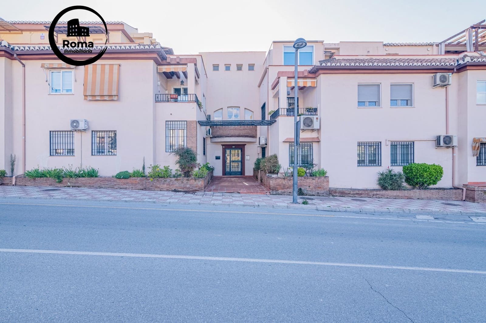 2 camera da letto Attico in vendita in La Zubia con piscina garage - 200.000 € (Rif: 9778291)