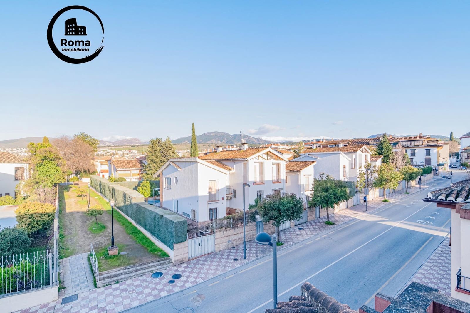 2 camera da letto Attico in vendita in La Zubia con piscina garage - 200.000 € (Rif: 9778291)