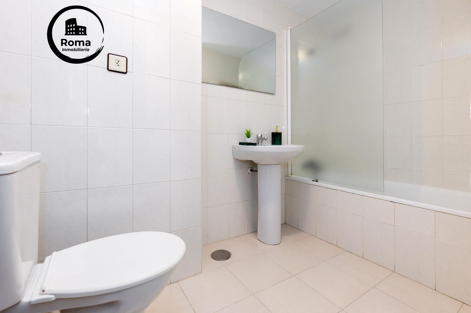 2 bedroom Flat for sale in Cenes de la Vega - € 90,000 (Ref: 9780708)