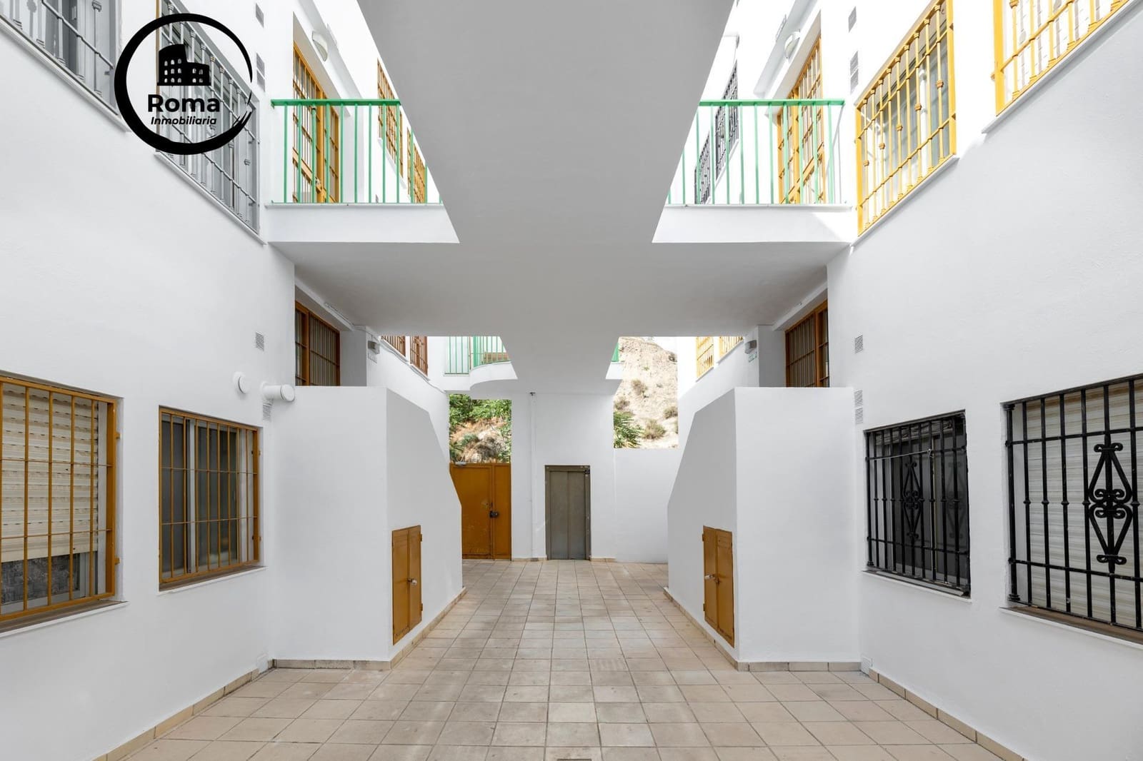 2 bedroom Flat for sale in Cenes de la Vega - € 90,000 (Ref: 9780708)