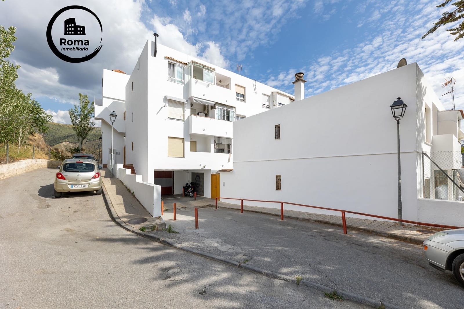 2 bedroom Flat for sale in Cenes de la Vega - € 90,000 (Ref: 9780708)