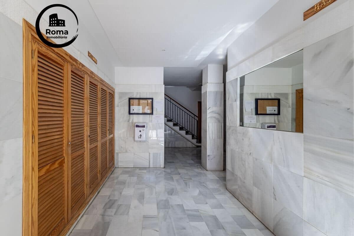 2 bedroom Flat for sale in Las Gabias with pool garage - € 154,900 (Ref: 9785047)