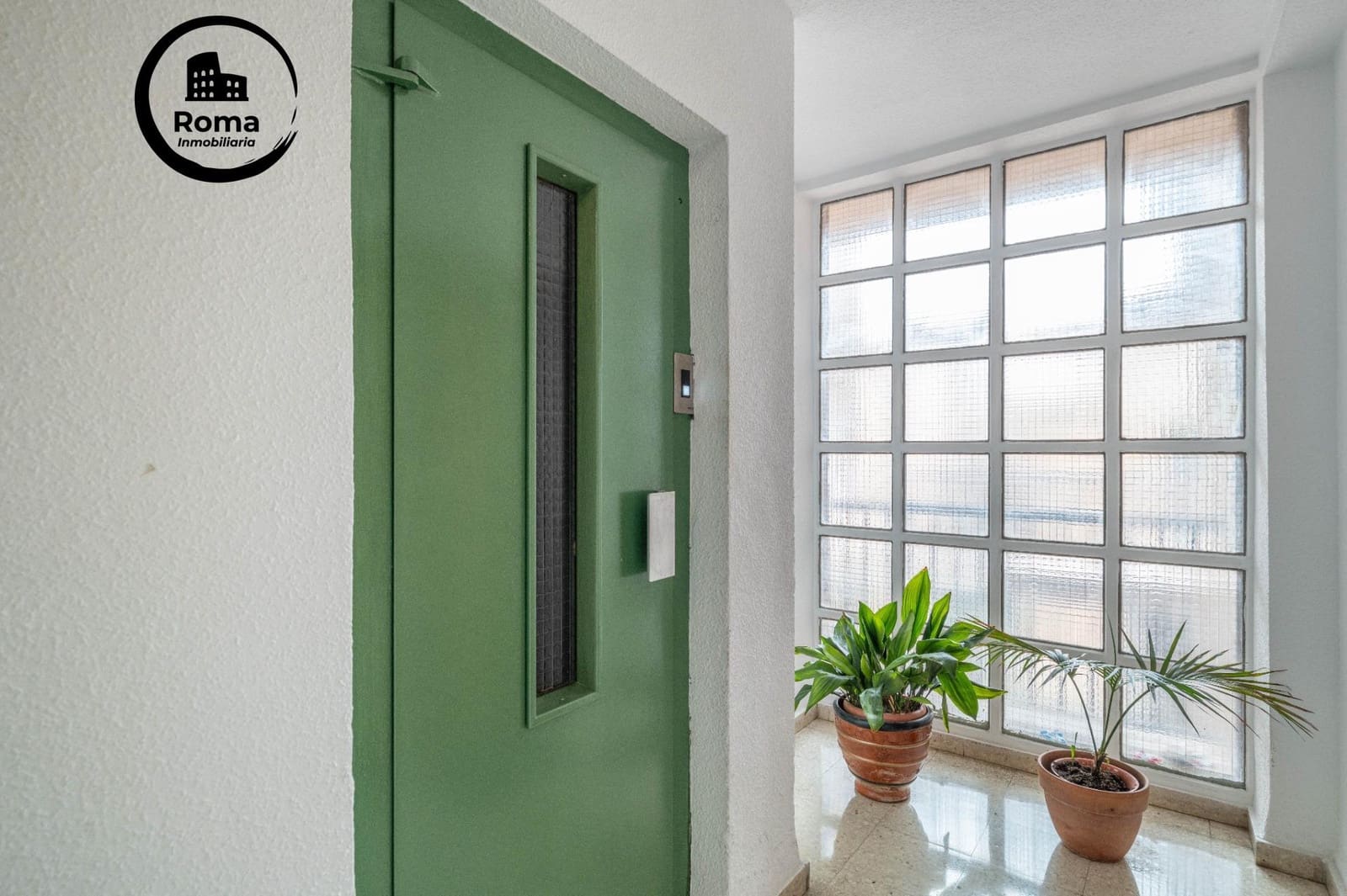 3 Zimmer Wohnung zu verkaufen in Granada Stadt - 238.000 € (Ref: 9788516)