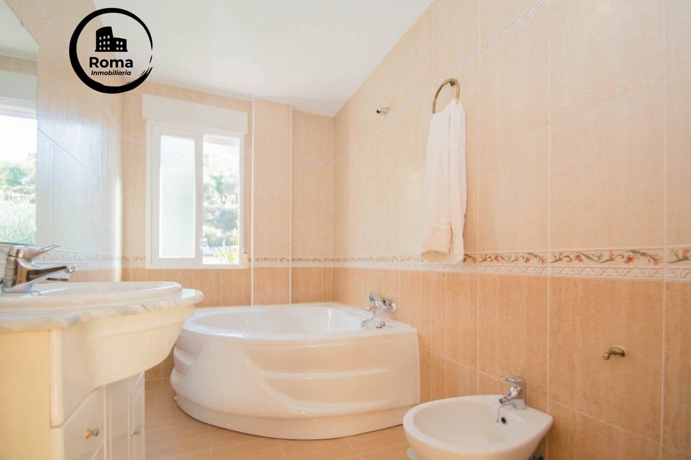 5 chambre Villa/Maison à vendre à Guejar Sierra avec piscine - 314 900 € (Ref: 9788518)