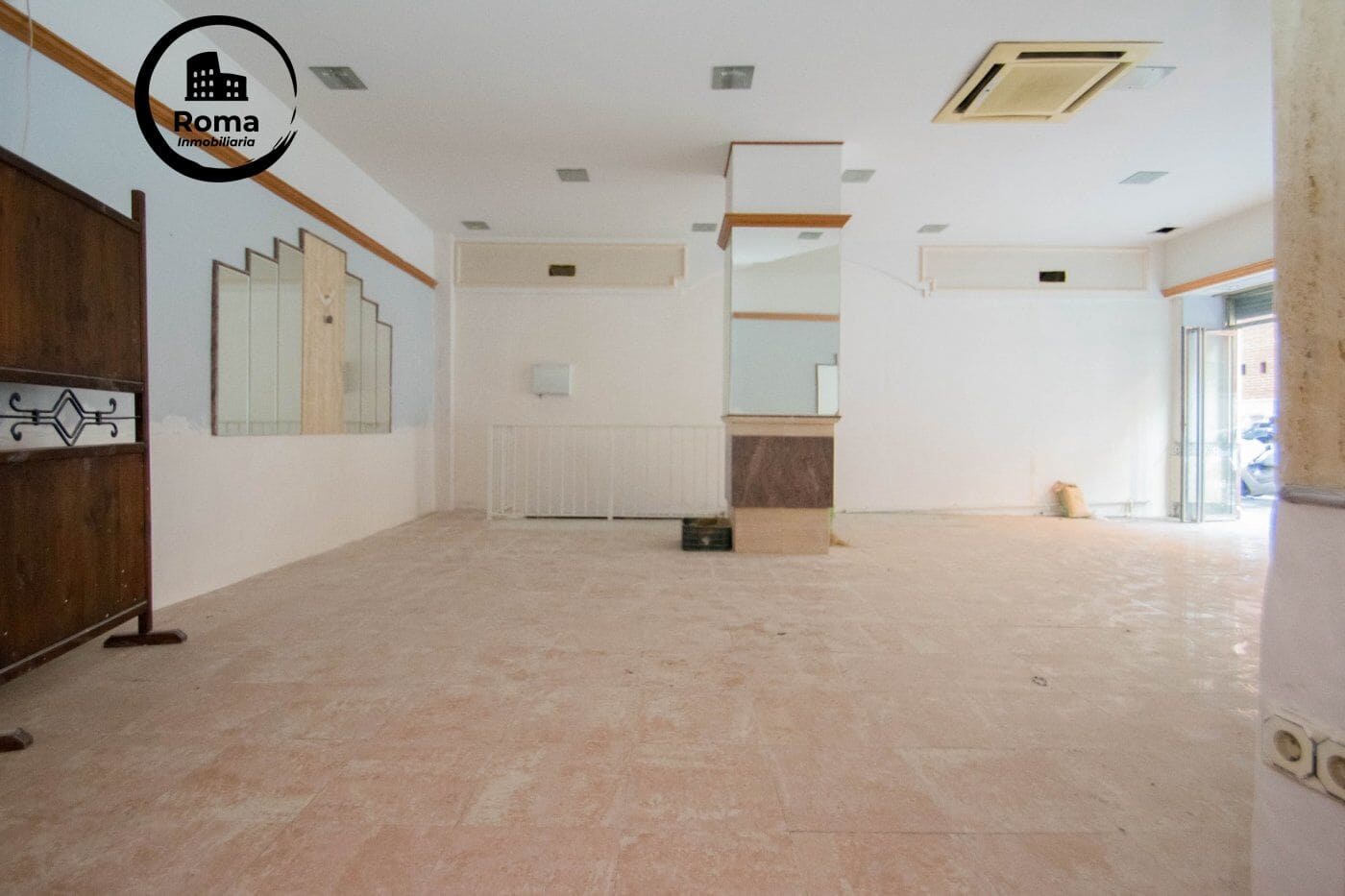 Commerciale in vendita in Granada citta - 235.000 € (Rif: 9791175)