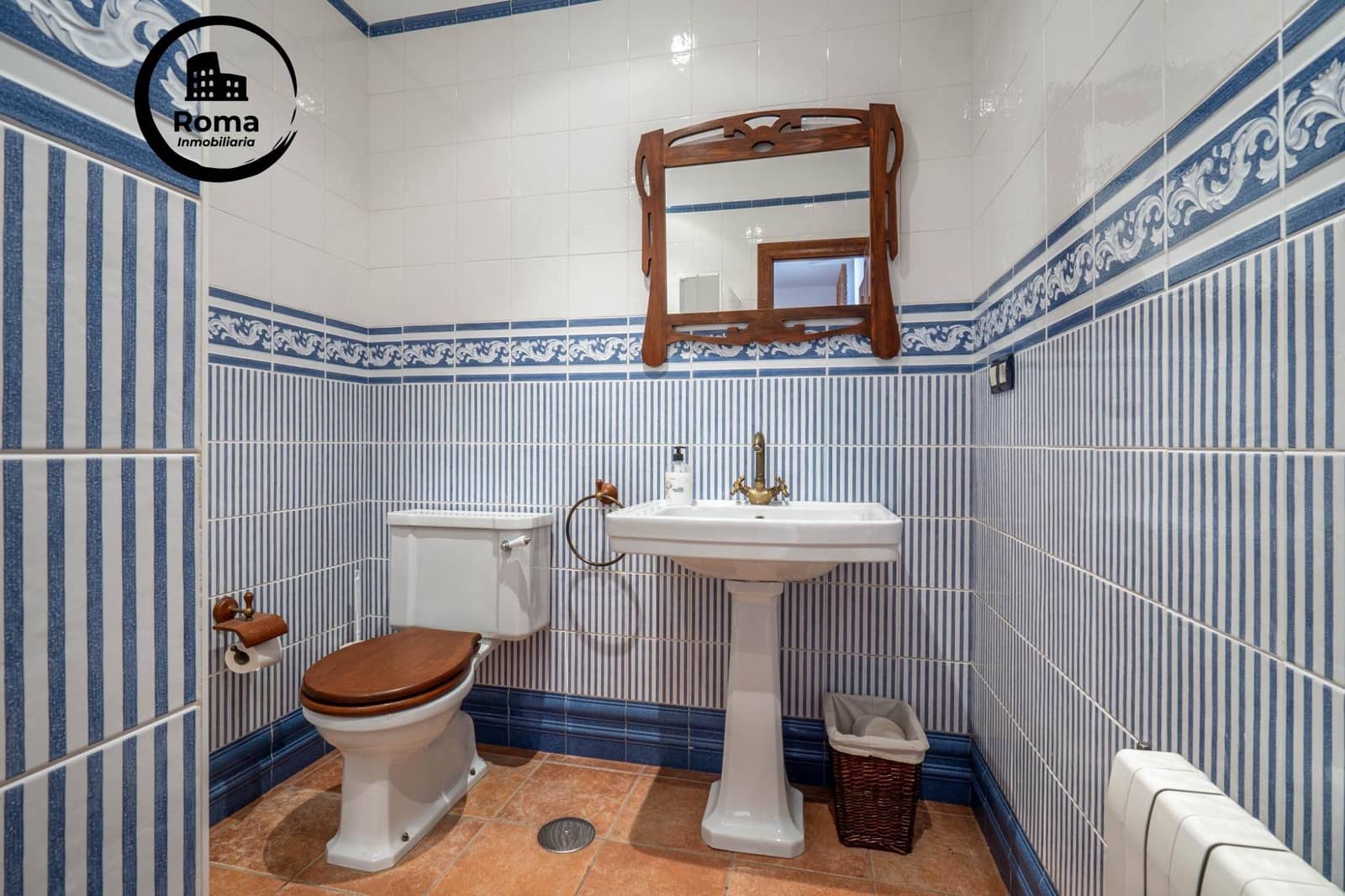 5 soverom Villa til salgs i Santa Fe med svømmebasseng garasje - € 450 000 (Ref: 9791177)