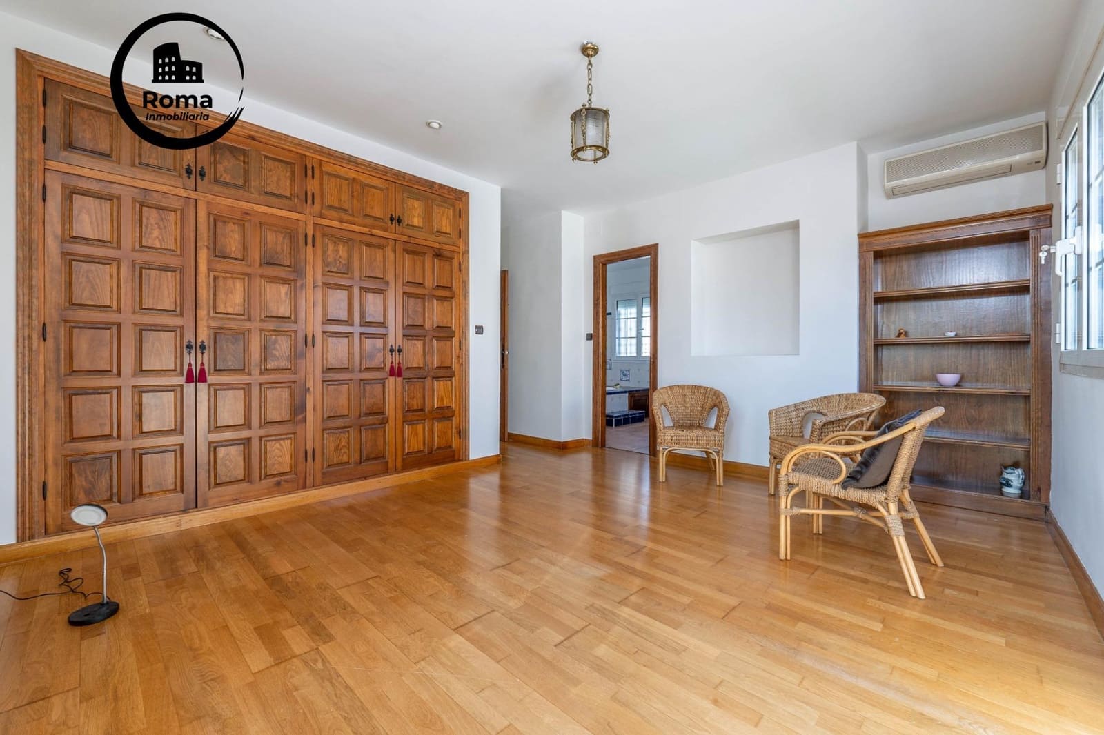 5 soverom Villa til salgs i Santa Fe med svømmebasseng garasje - € 450 000 (Ref: 9791177)