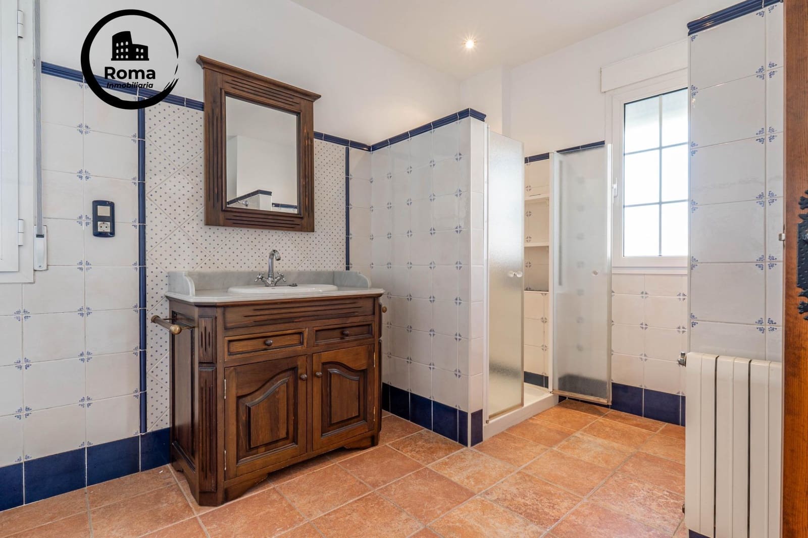 5 soverom Villa til salgs i Santa Fe med svømmebasseng garasje - € 450 000 (Ref: 9791177)