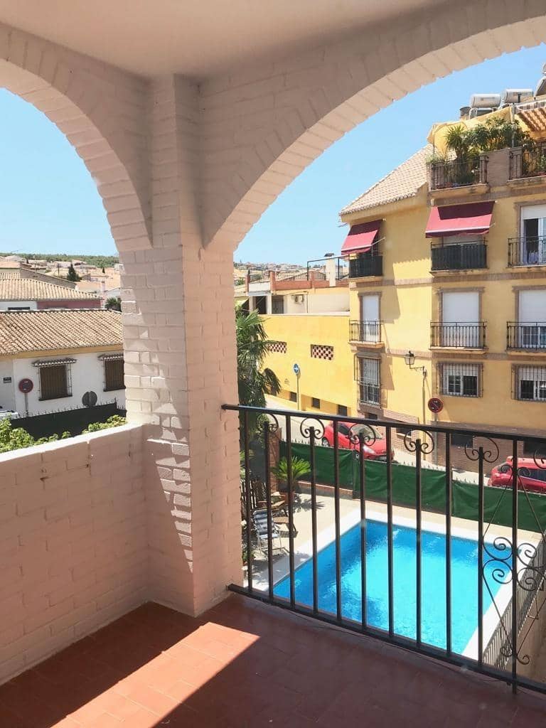 5 quarto Moradia para venda em La Zubia com garagem - 460 000 € (Ref: 9791182)