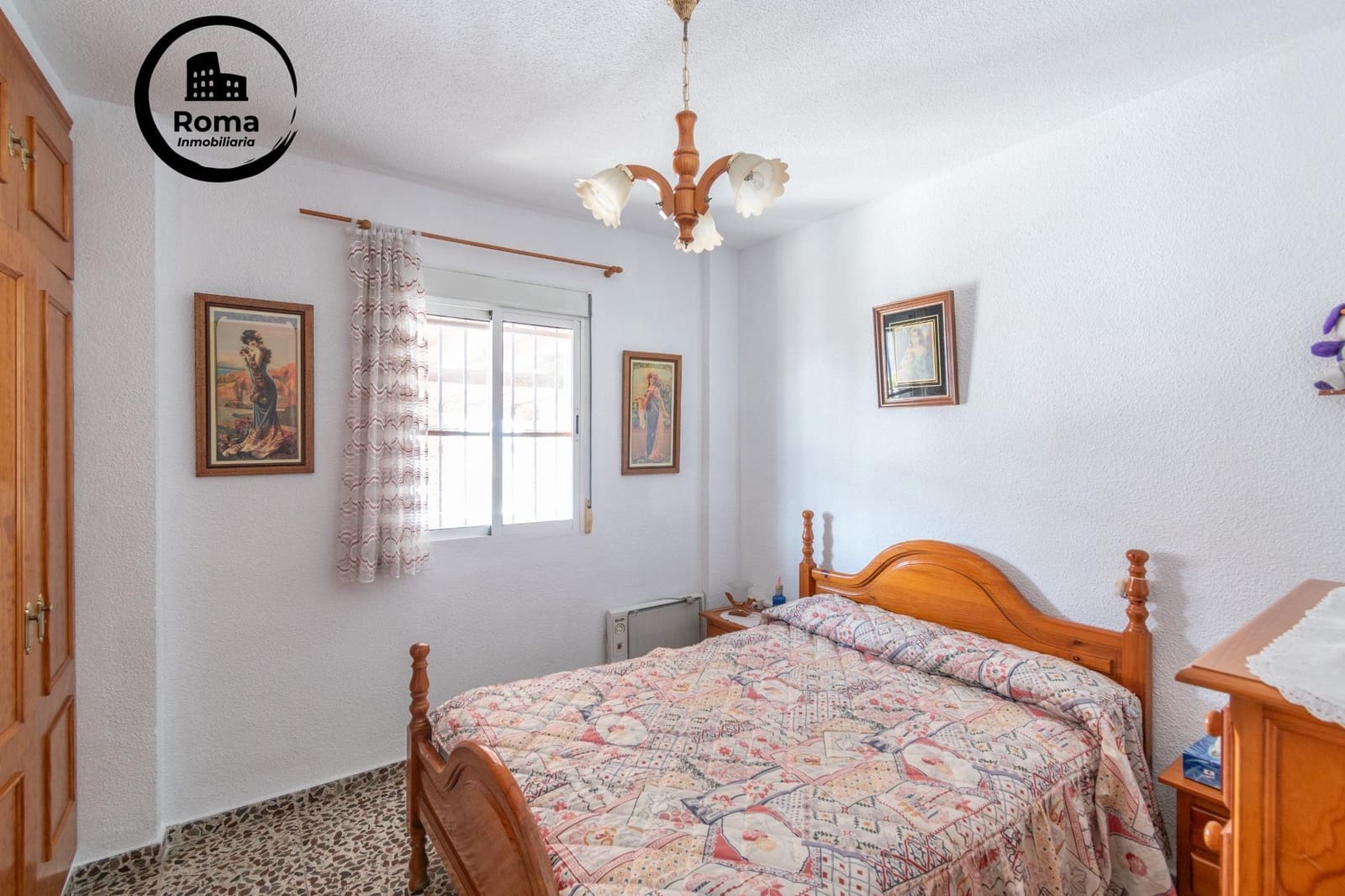 4 sypialnia Dom na sprzedaż w Atarfe z basenem - 280 000 € (Ref: 9791188)