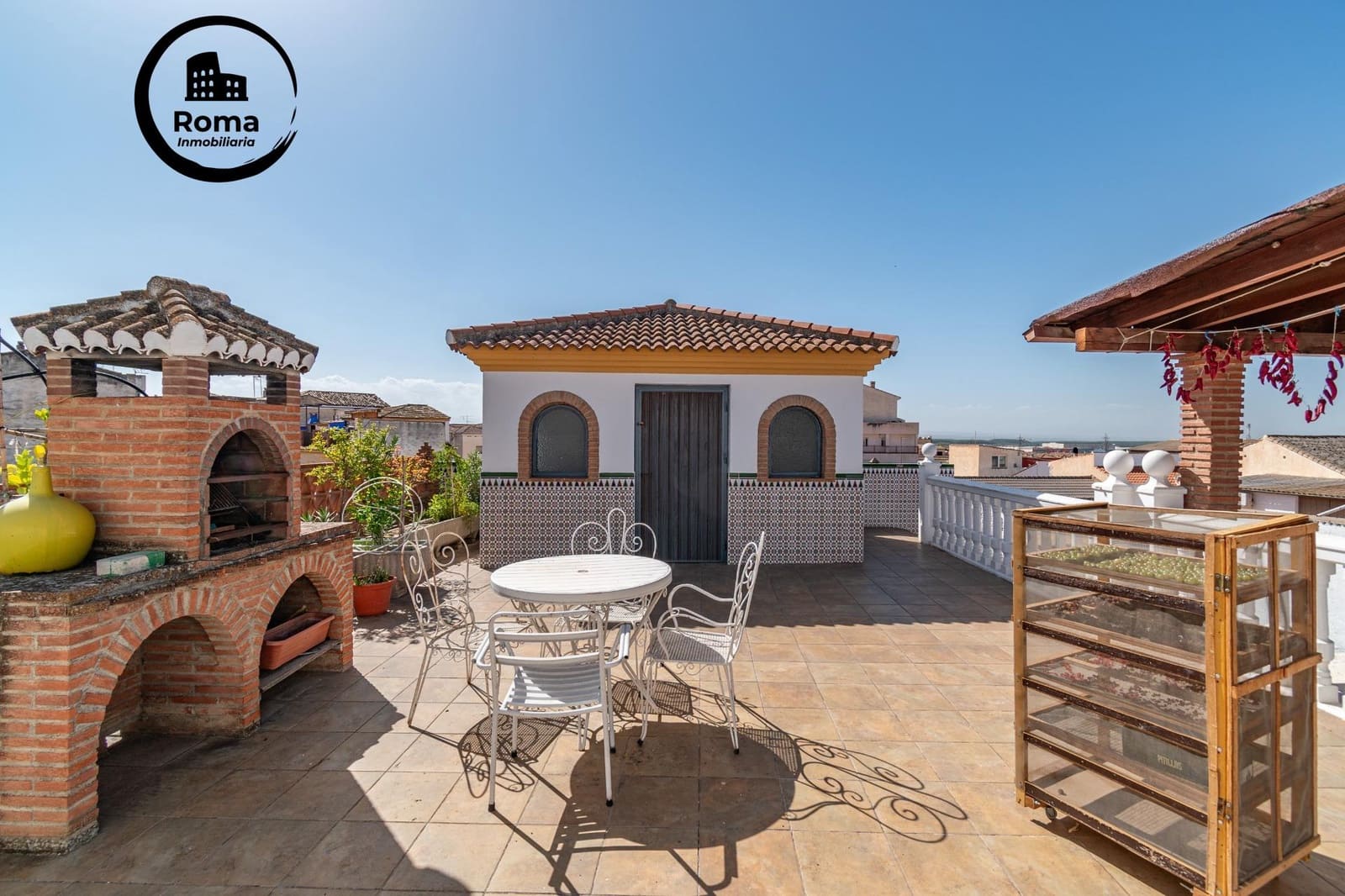 4 sypialnia Dom na sprzedaż w Atarfe z basenem - 280 000 € (Ref: 9791188)