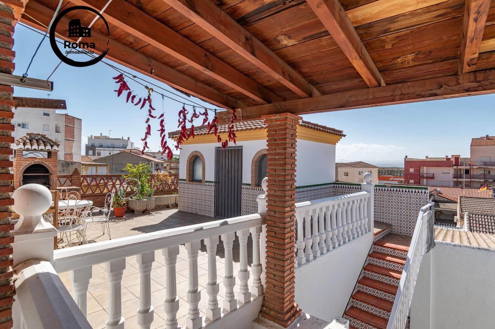 4 sypialnia Dom na sprzedaż w Atarfe z basenem - 280 000 € (Ref: 9791188)