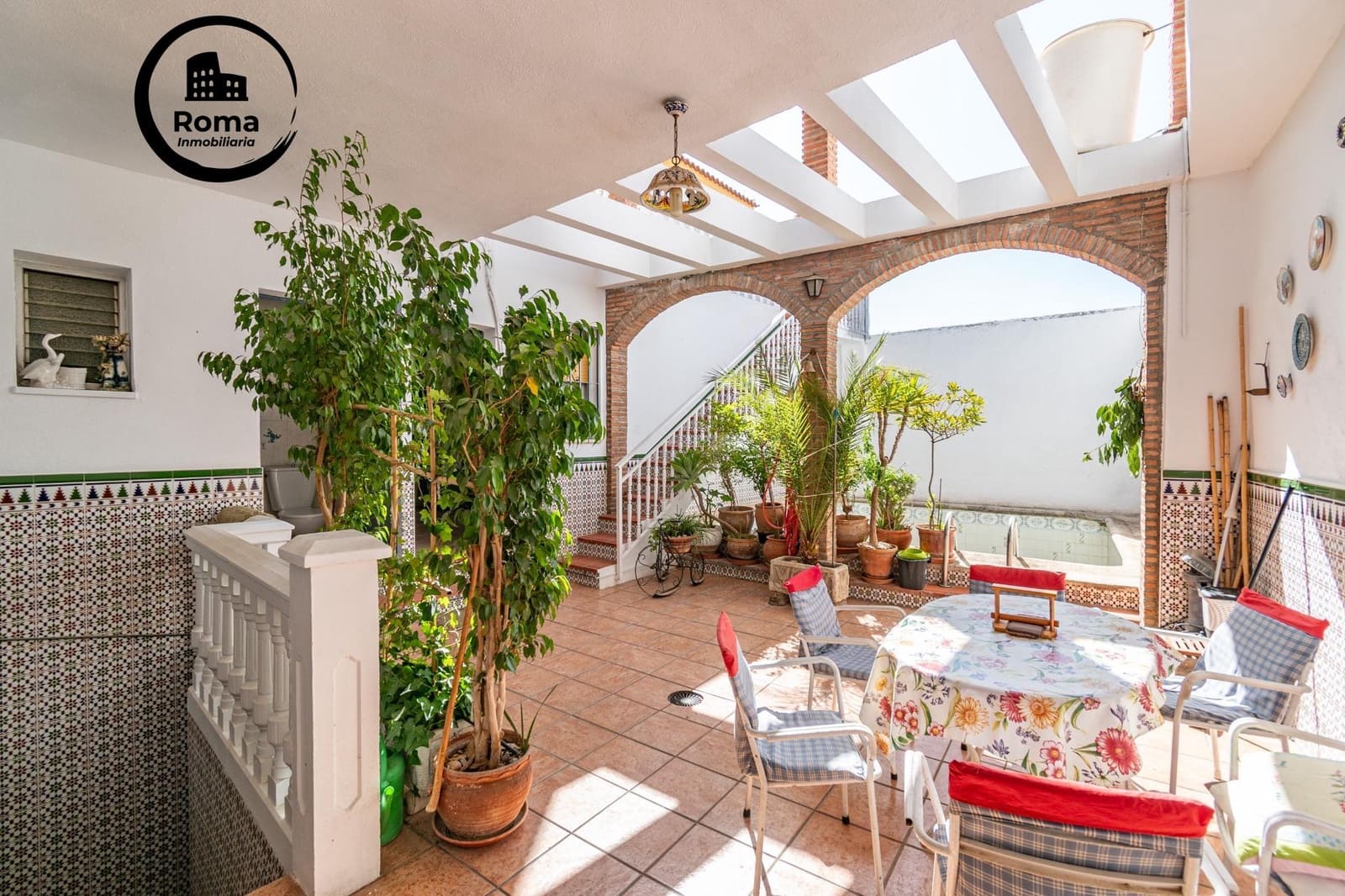 4 sypialnia Dom na sprzedaż w Atarfe z basenem - 280 000 € (Ref: 9791188)