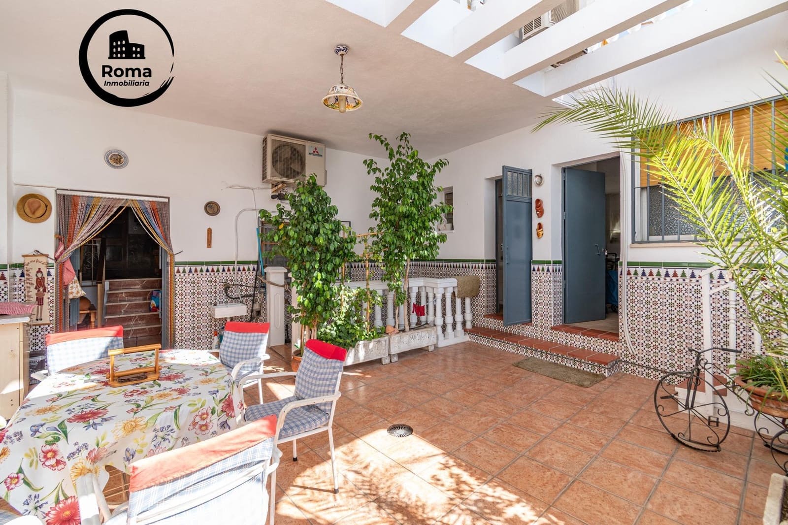 4 sypialnia Dom na sprzedaż w Atarfe z basenem - 280 000 € (Ref: 9791188)