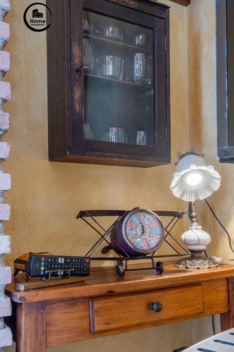 4 slaapkamer Huis te koop in Granada stad - € 670.000 (Ref: 9791190)