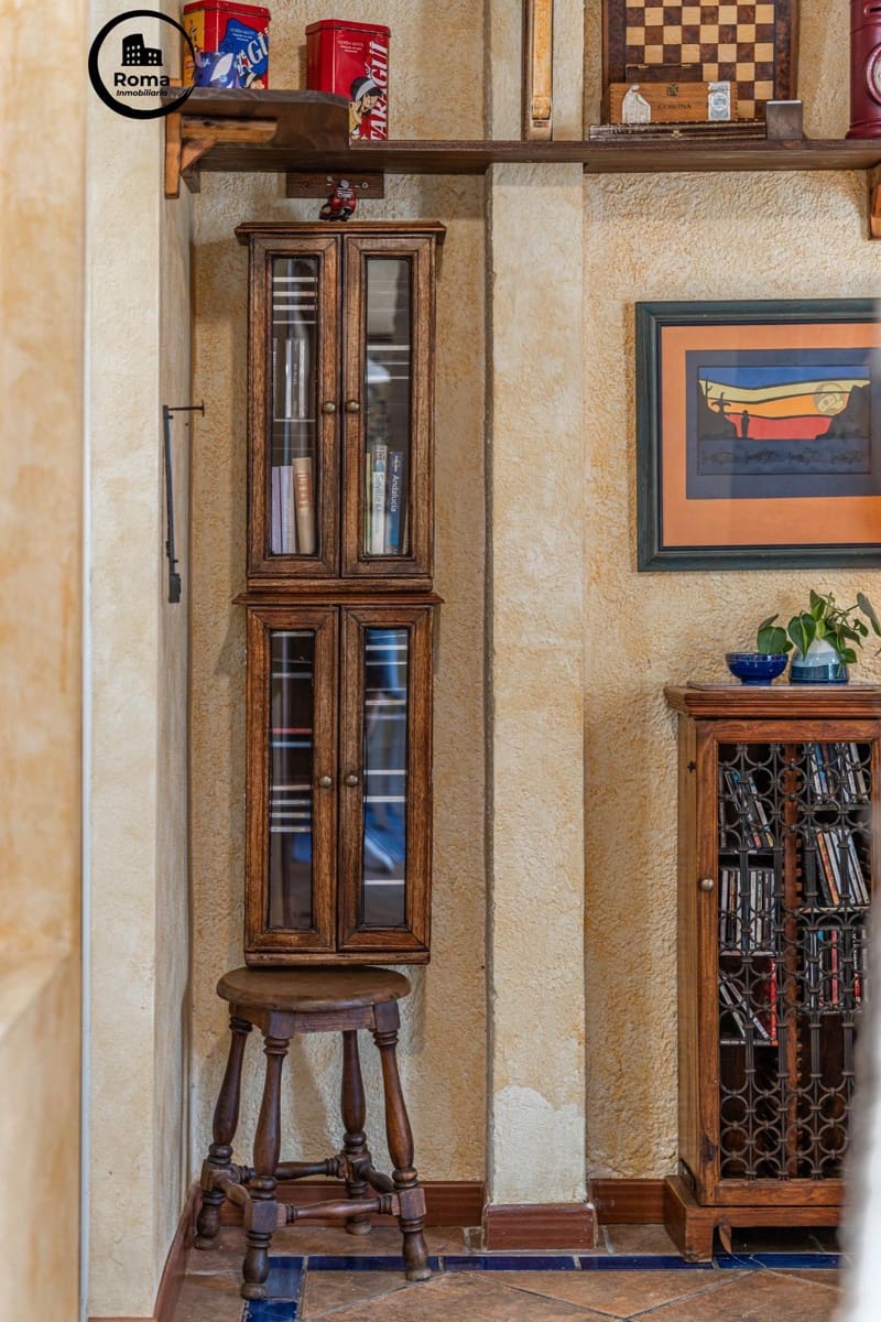 4 slaapkamer Huis te koop in Granada stad - € 670.000 (Ref: 9791190)