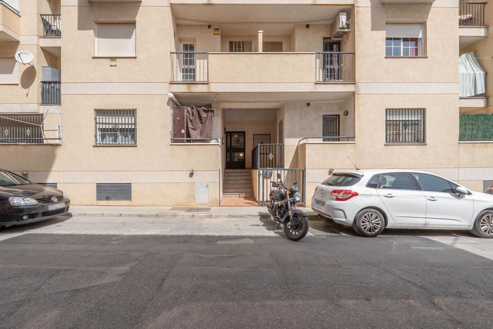 1 bedroom Apartment for sale in Las Gabias - € 102,000 (Ref: 9794806)