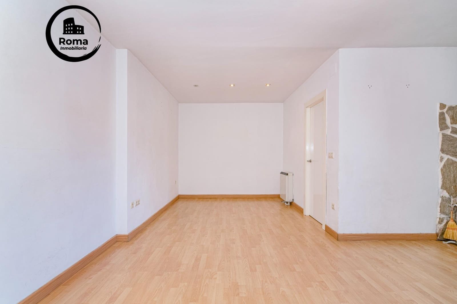 2 soverom Penthouse til salgs i La Zubia med svømmebasseng garasje - € 200 000 (Ref: 9794808)