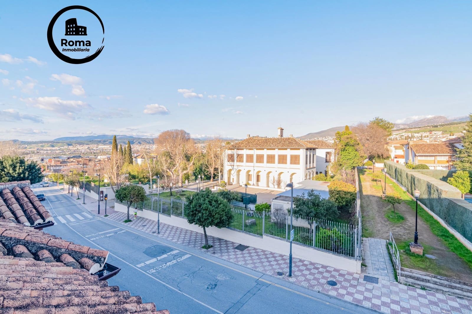 2 soverom Penthouse til salgs i La Zubia med svømmebasseng garasje - € 200 000 (Ref: 9794808)