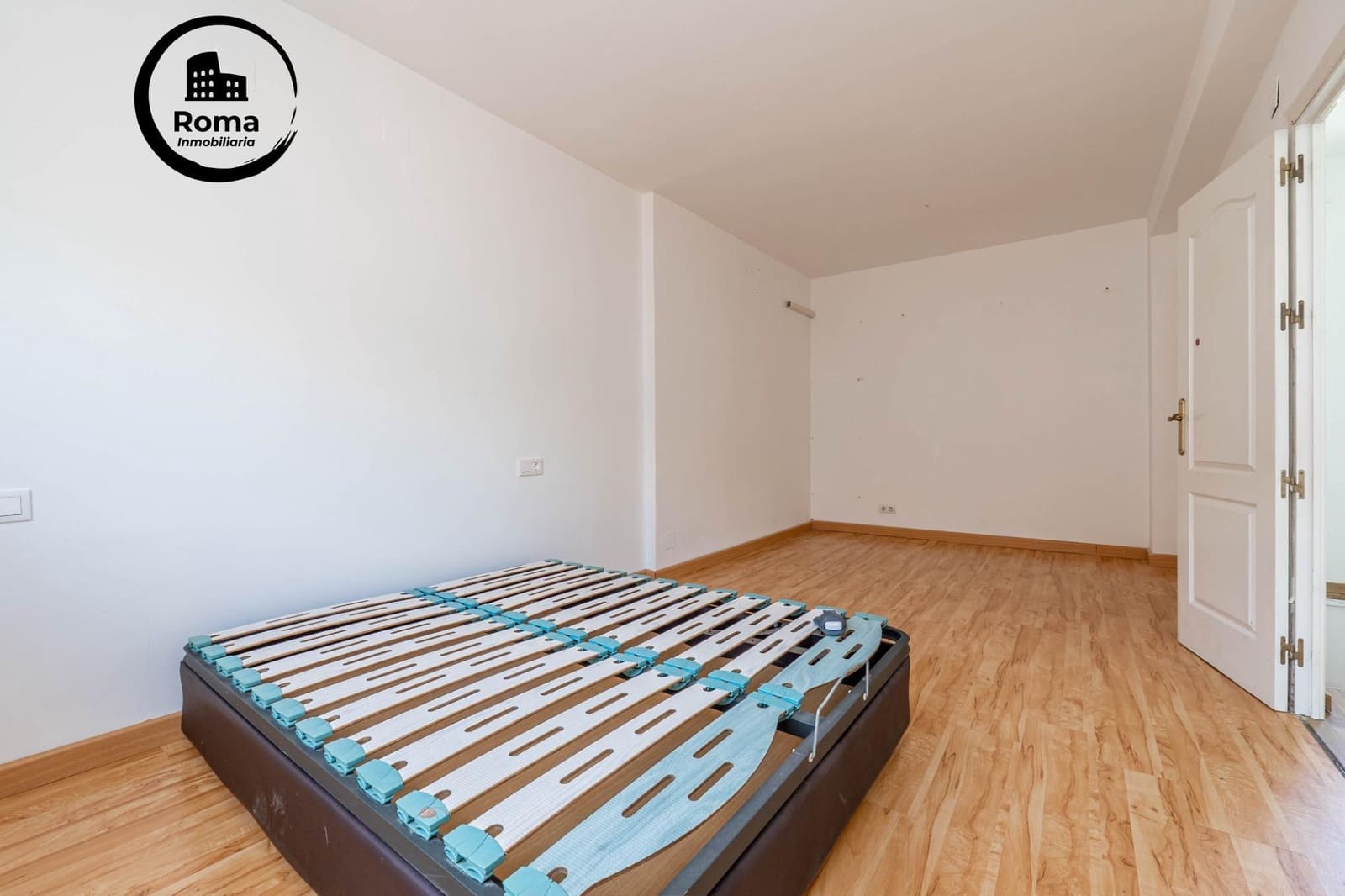 2 chambre Villa/Maison Mitoyenne à vendre à Ogijares avec garage - 149 900 € (Ref: 9794810)