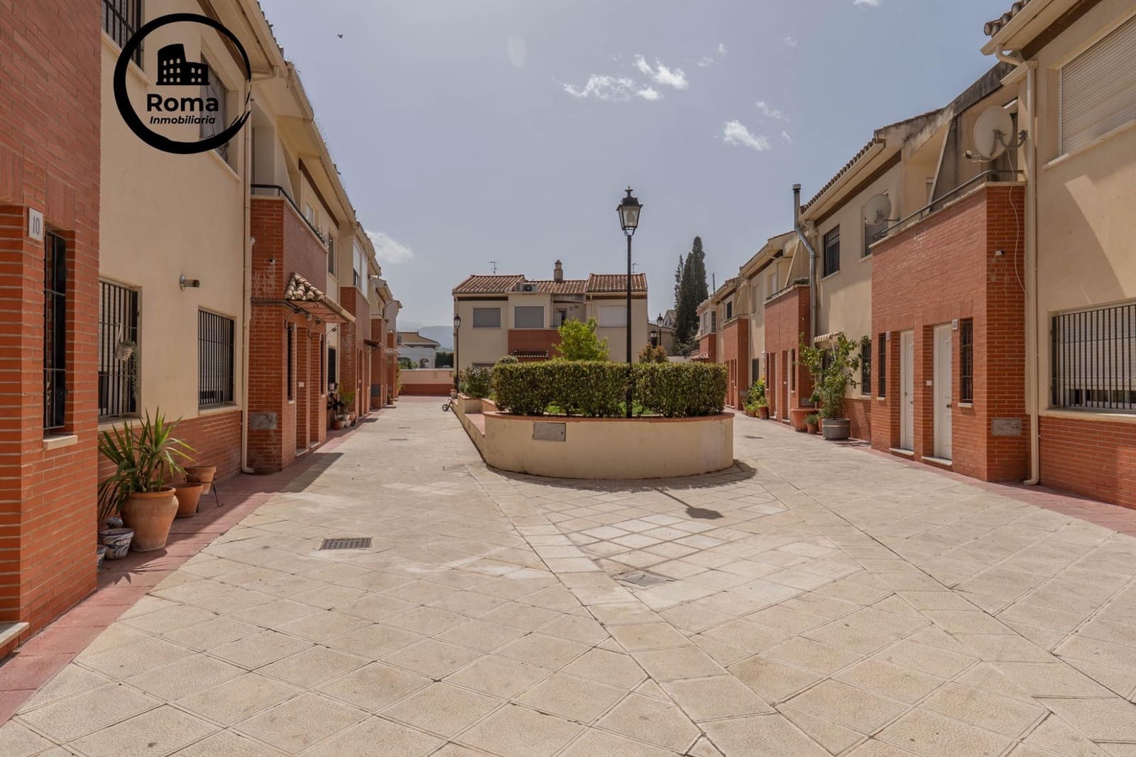 2 chambre Villa/Maison Mitoyenne à vendre à Ogijares avec garage - 149 900 € (Ref: 9794810)