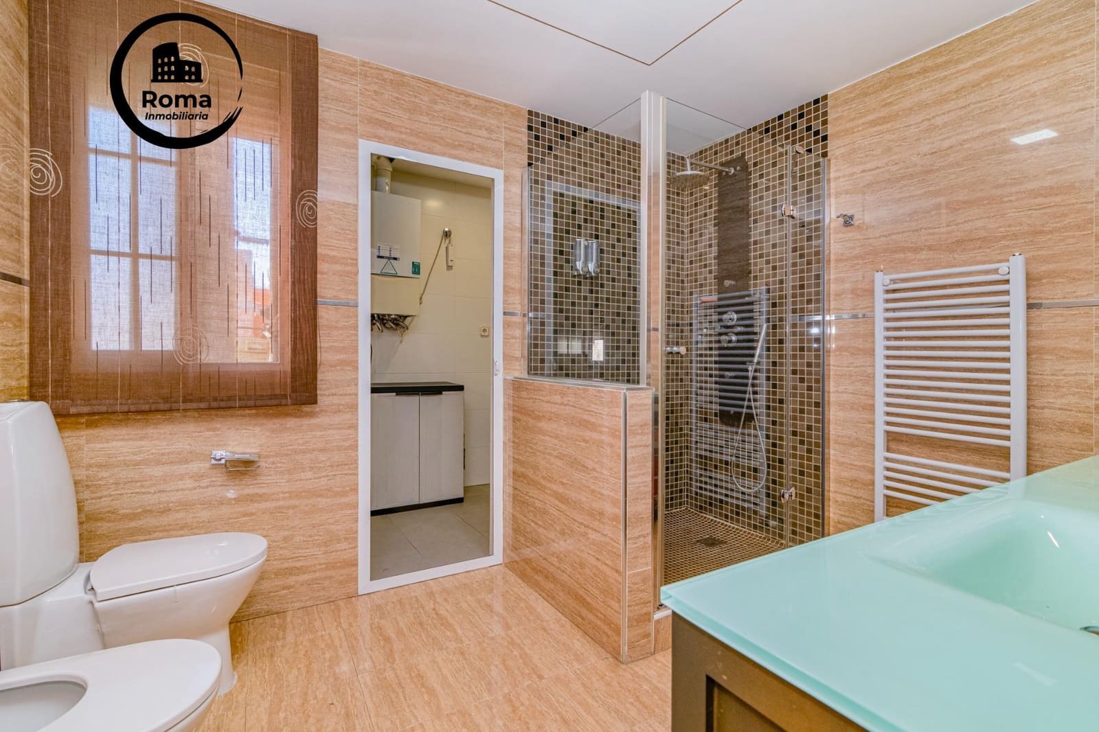 6 sovrum Radhus till salu i Granada stad - 385 000 € (Ref: 9804460)