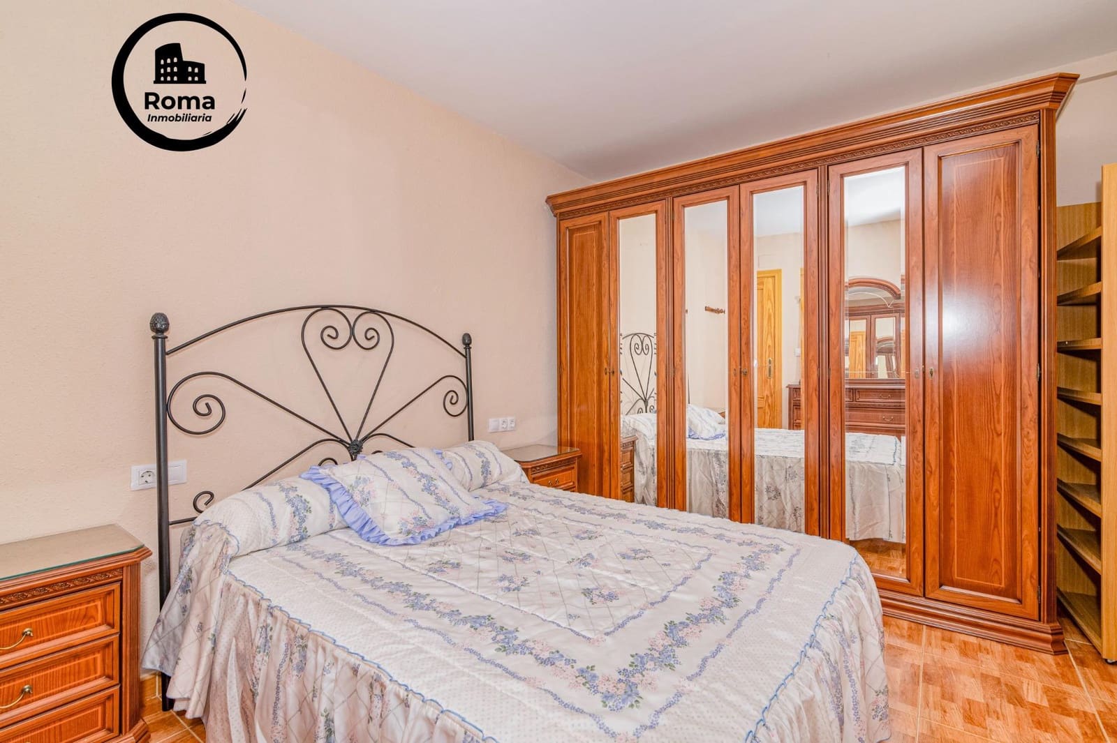 3 slaapkamer Flat te koop in Granada stad - € 137.000 (Ref: 9804462)