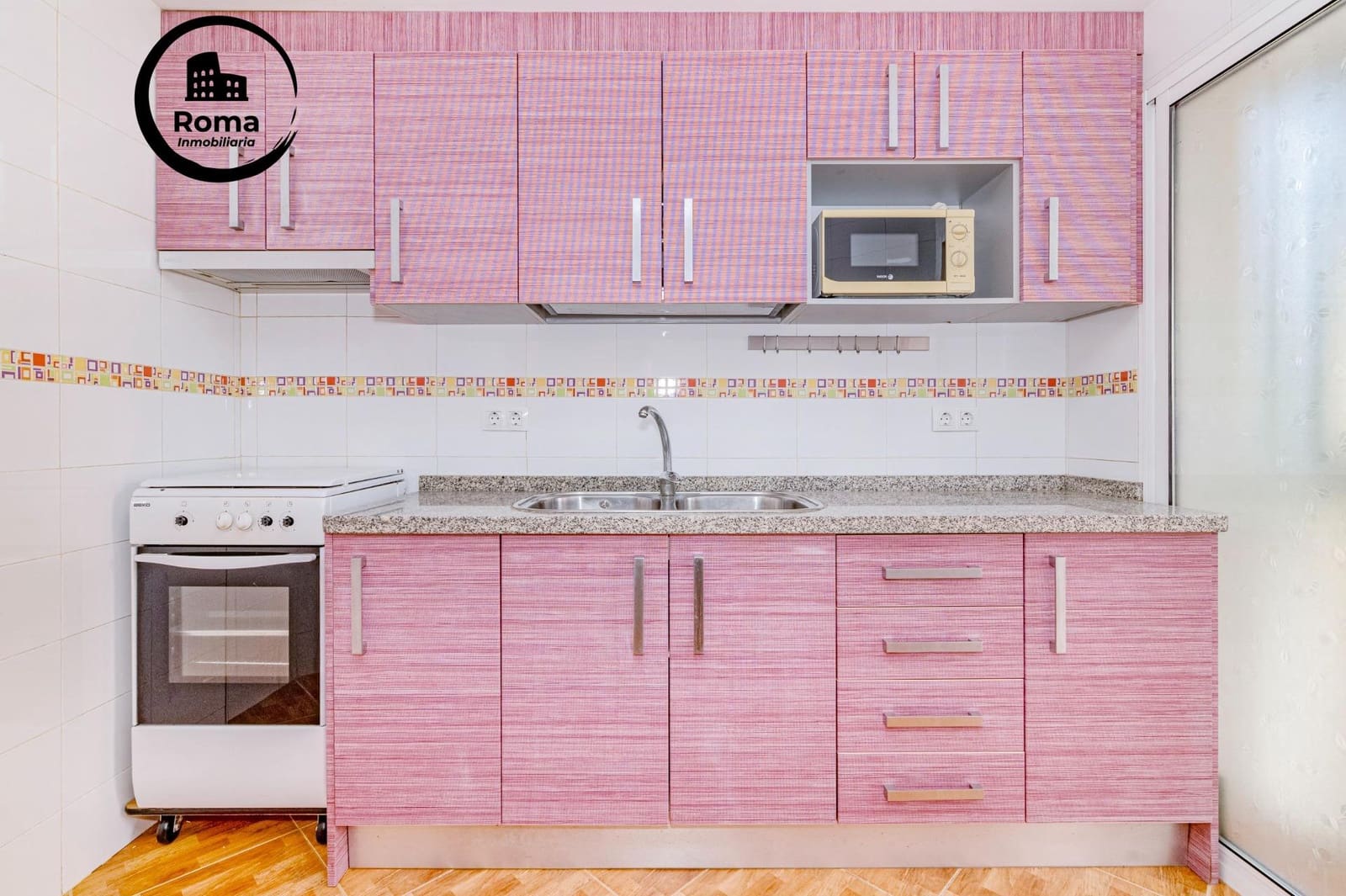 3 slaapkamer Flat te koop in Granada stad - € 137.000 (Ref: 9804462)