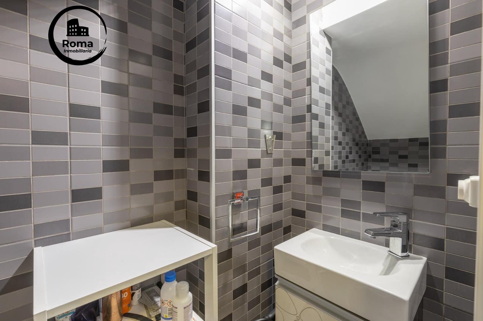 Adosado de 4 habitaciones en Granada ciudad en venta con piscina garaje - 435.000 € (Ref: 9804464)