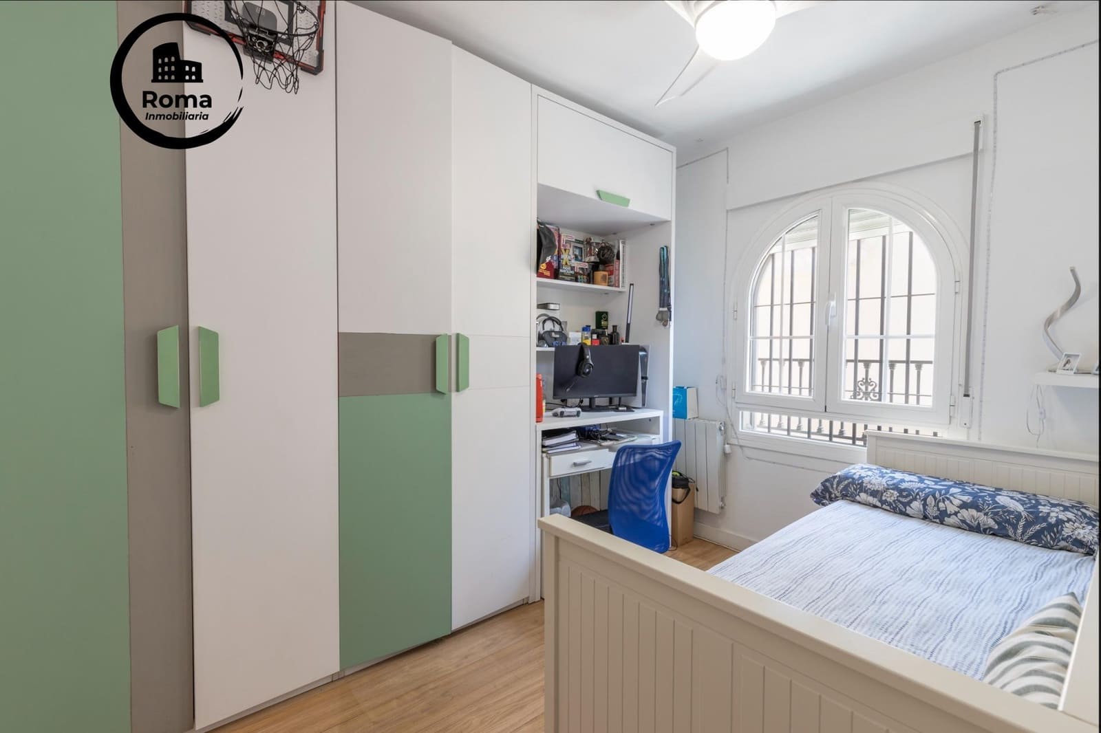 Adosado de 4 habitaciones en Granada ciudad en venta con piscina garaje - 435.000 € (Ref: 9804464)