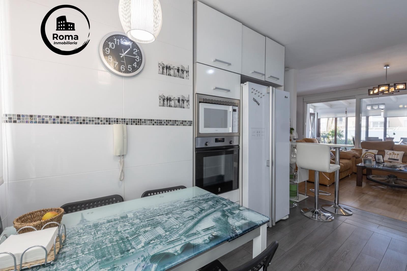 Adosado de 4 habitaciones en Granada ciudad en venta con piscina garaje - 435.000 € (Ref: 9804464)