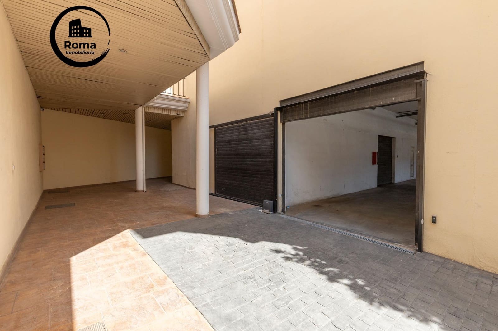 Adosado de 4 habitaciones en Granada ciudad en venta con piscina garaje - 435.000 € (Ref: 9804464)