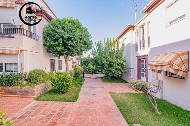 2 bedroom Penthouse for sale in La Zubia with pool garage - € 200,000 (Ref: 9804466)