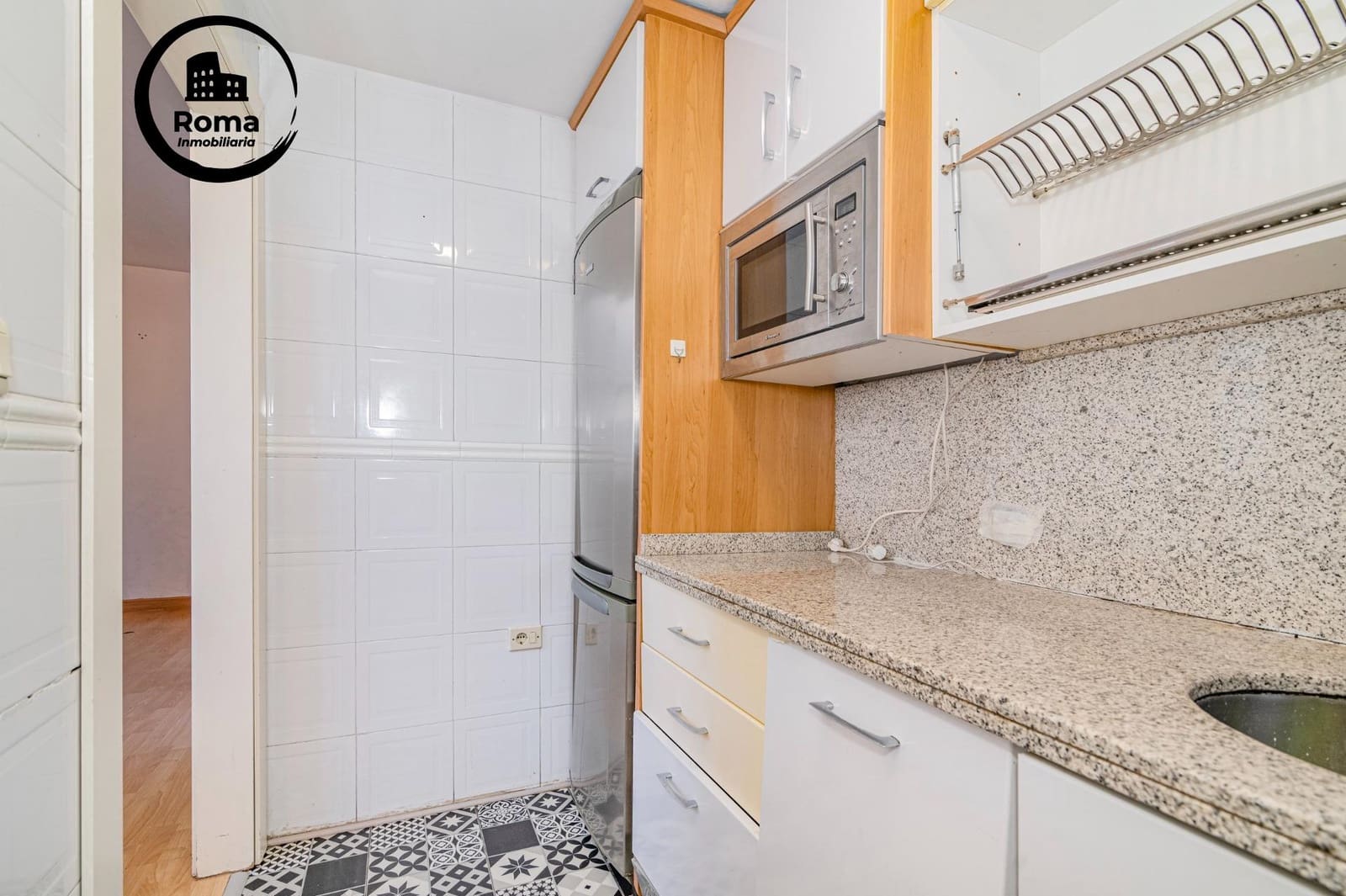 2 bedroom Penthouse for sale in La Zubia with pool garage - € 200,000 (Ref: 9804466)