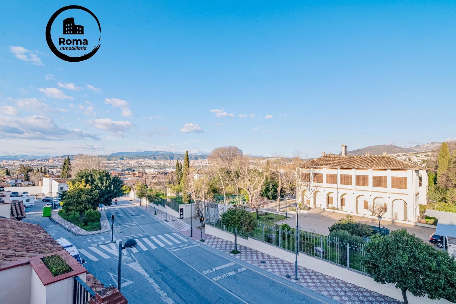 2 bedroom Penthouse for sale in La Zubia with pool garage - € 200,000 (Ref: 9804466)