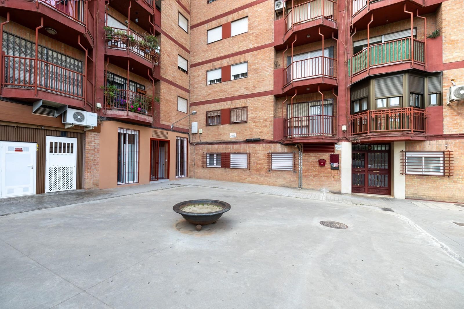 1 slaapkamer Flat te koop in Granada stad - € 124.000 (Ref: 9804467)