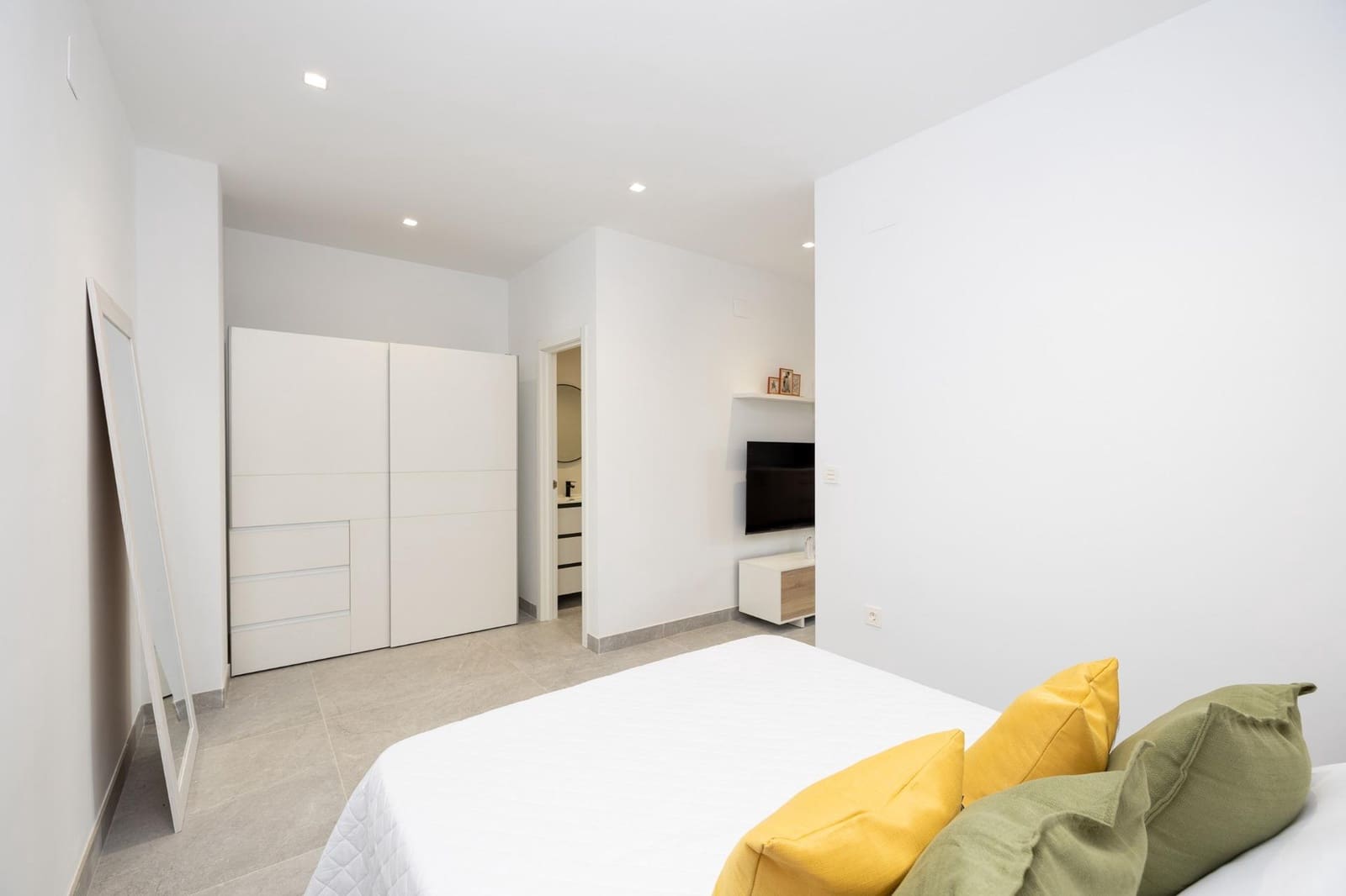 1 slaapkamer Flat te koop in Granada stad - € 119.900 (Ref: 9804468)