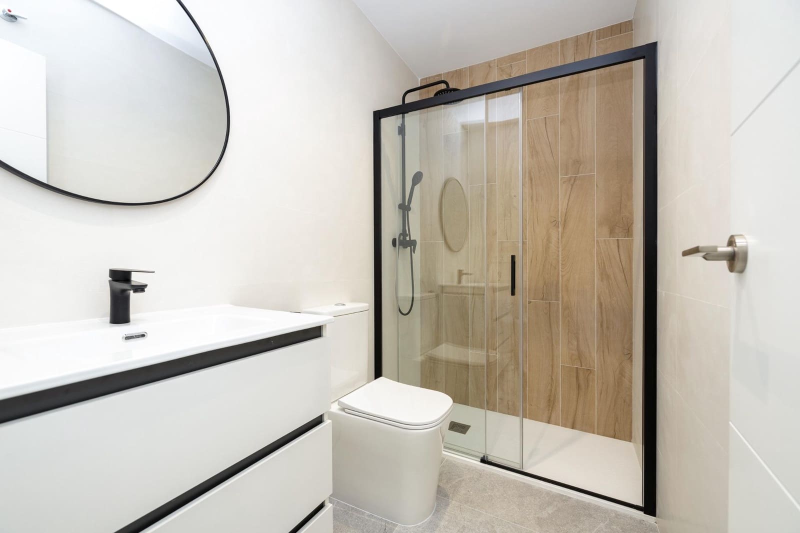 1 slaapkamer Flat te koop in Granada stad - € 119.900 (Ref: 9804468)