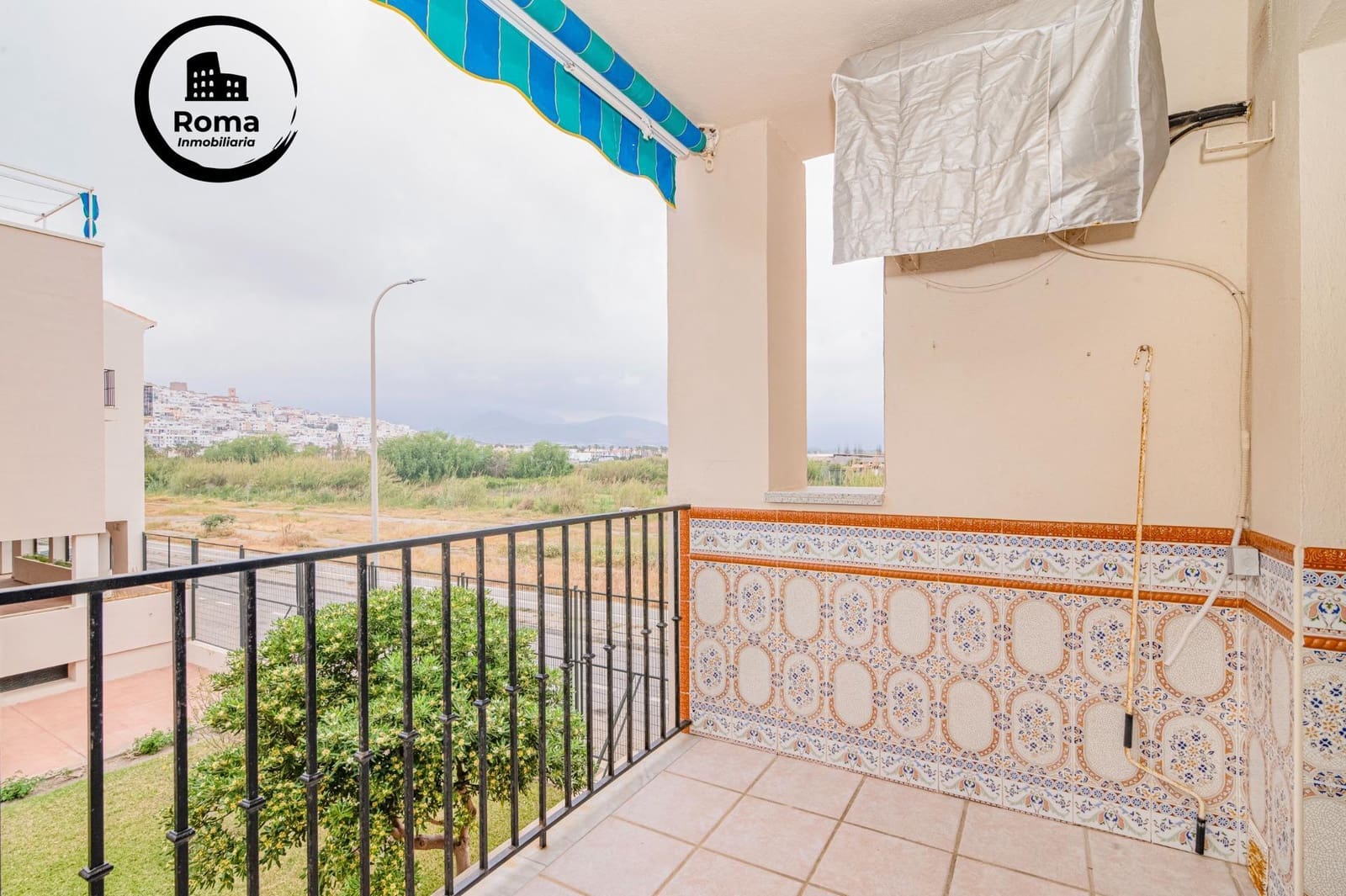 3 bedroom Flat for sale in Salobrena with pool - € 285,000 (Ref: 9804469)