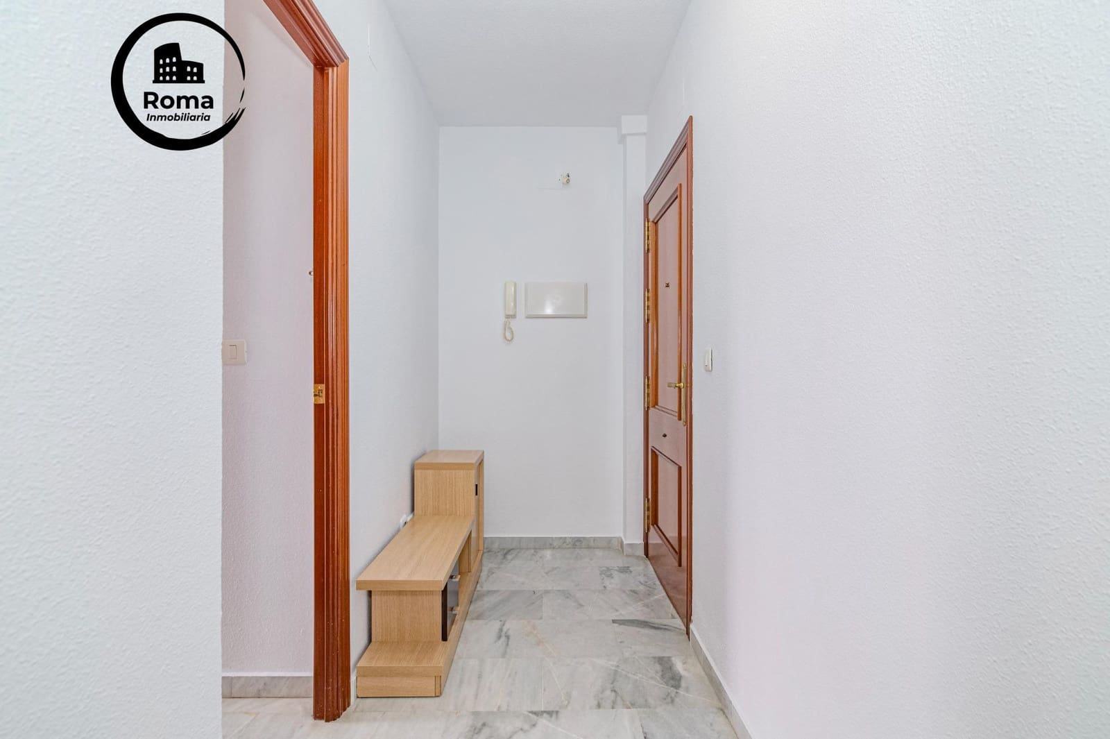 3 bedroom Flat for sale in Salobrena with pool - € 285,000 (Ref: 9804469)