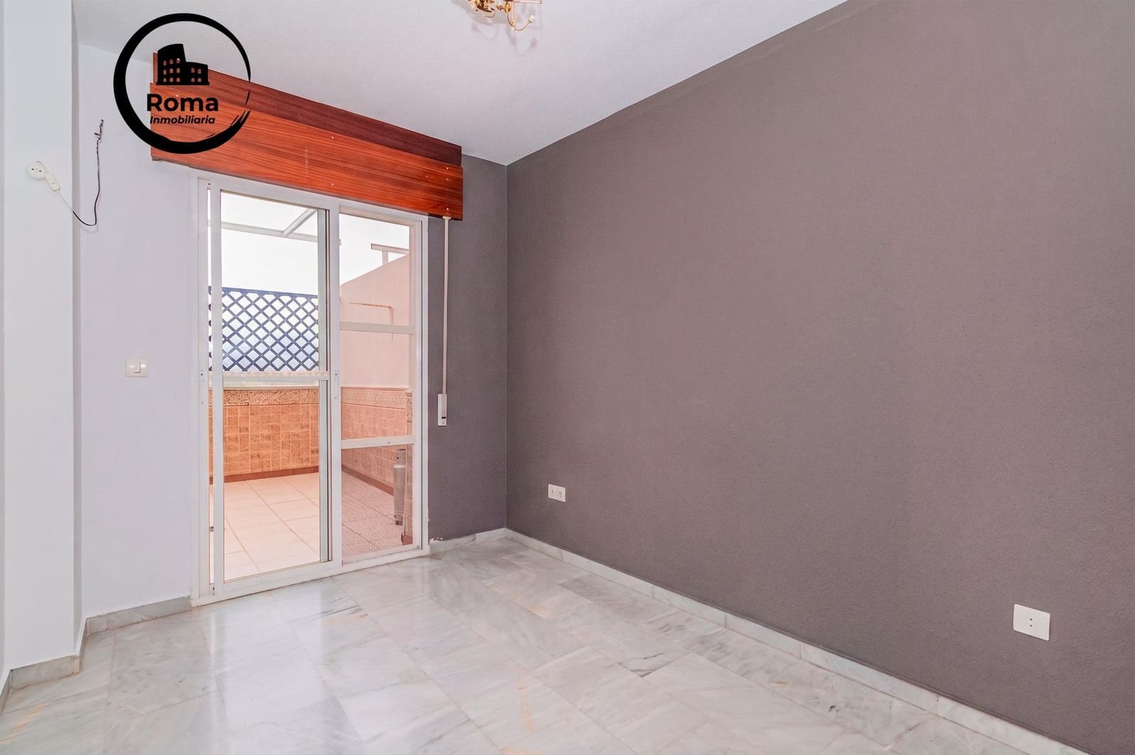 3 bedroom Flat for sale in Salobrena with pool - € 285,000 (Ref: 9804469)