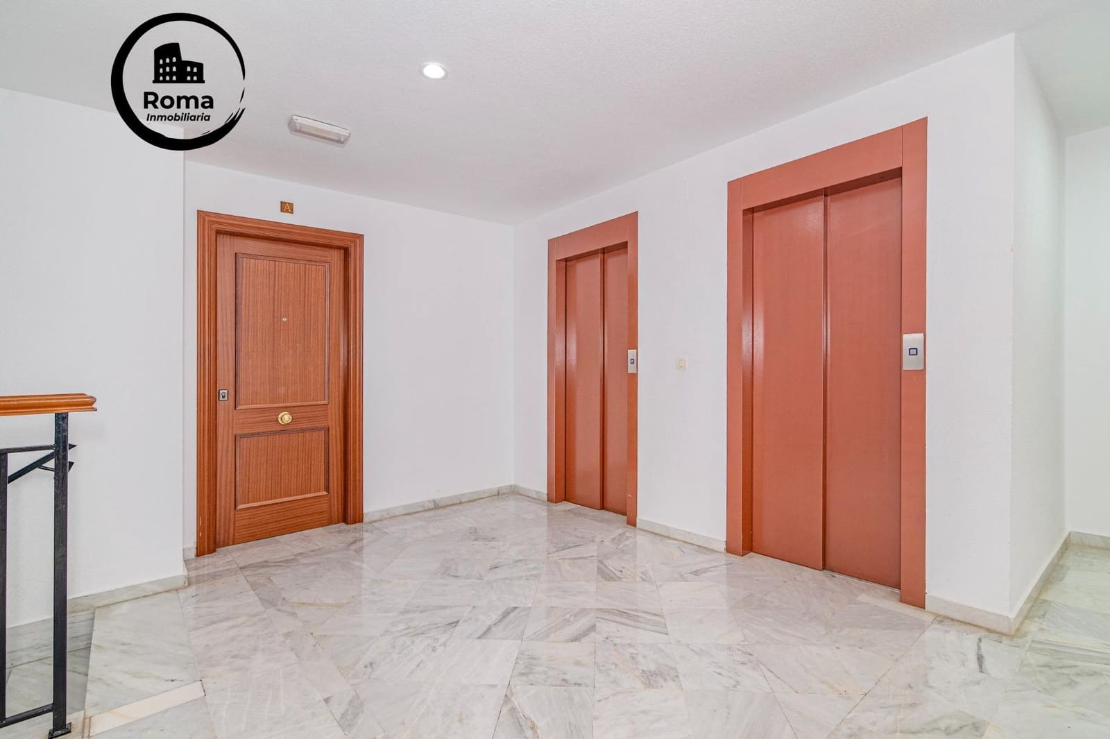 3 bedroom Flat for sale in Salobrena with pool - € 285,000 (Ref: 9804469)