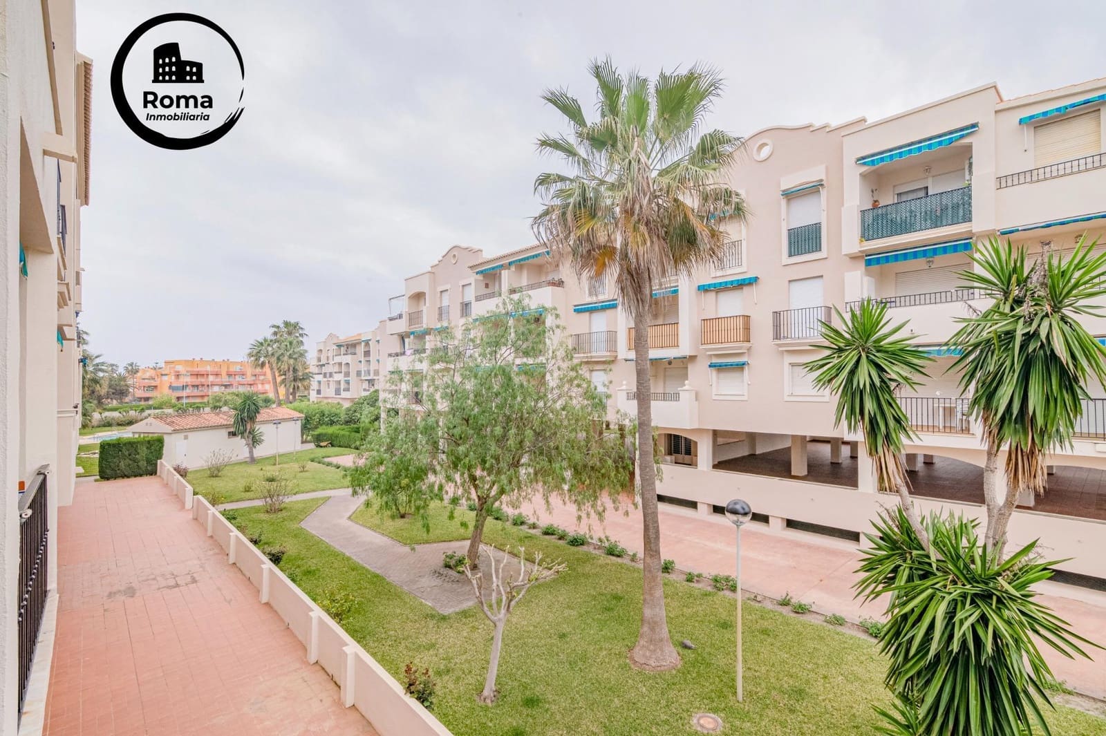 3 bedroom Flat for sale in Salobrena with pool - € 285,000 (Ref: 9804469)