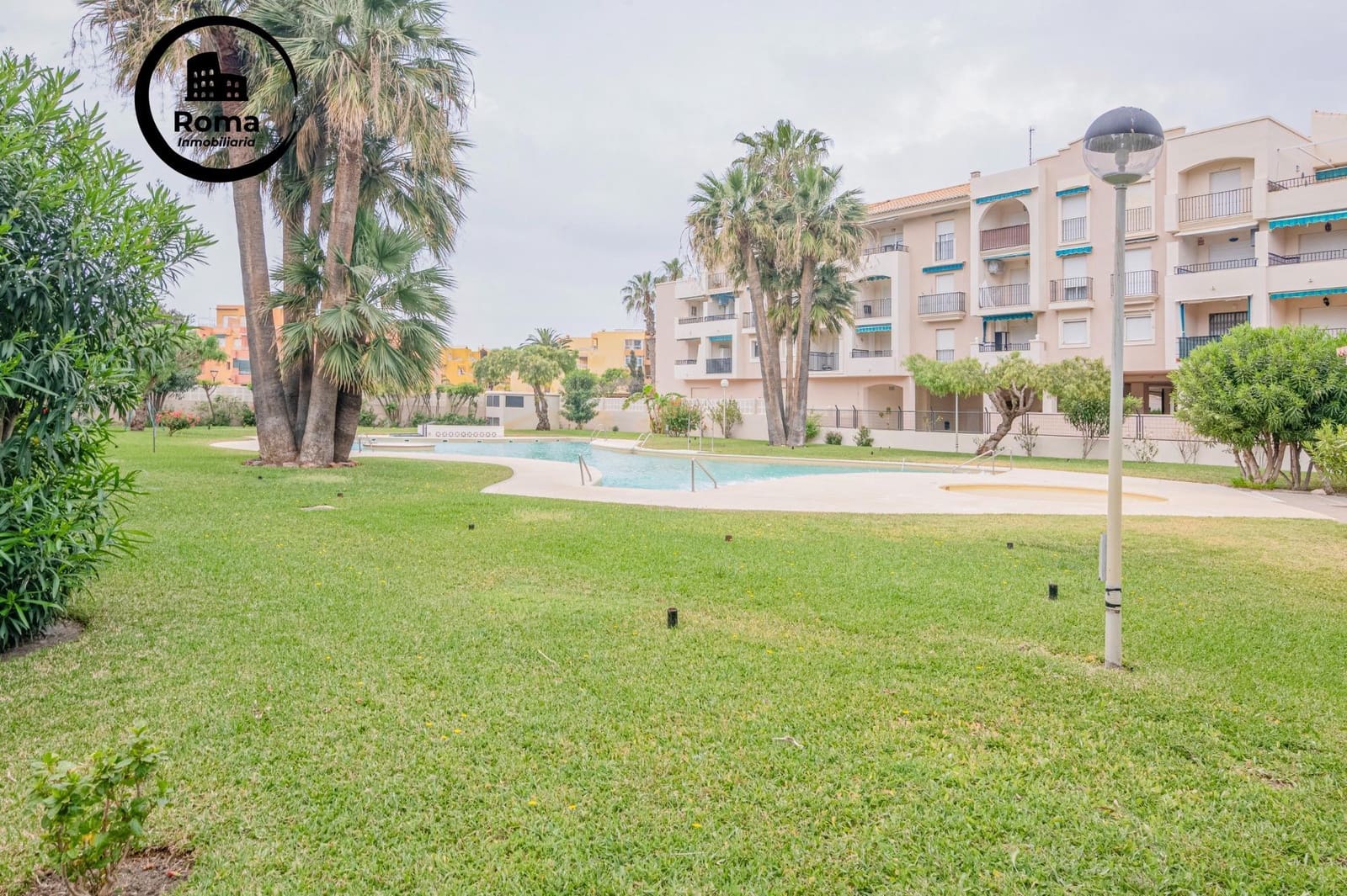 3 bedroom Flat for sale in Salobrena with pool - € 285,000 (Ref: 9804469)
