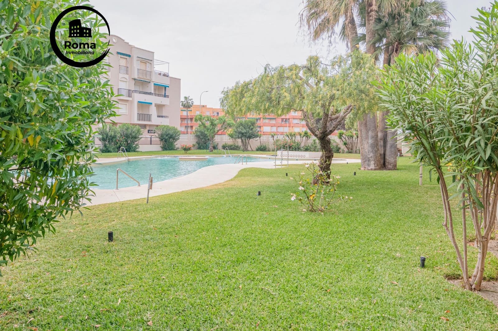 3 bedroom Flat for sale in Salobrena with pool - € 285,000 (Ref: 9804469)